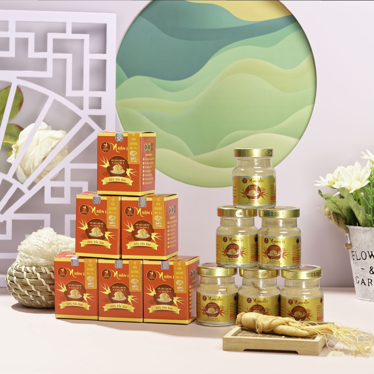 Yến Sào Chưng Nhân Sâm Nhân Việt 30% Yến Nguyên Chất Hũ 70ml